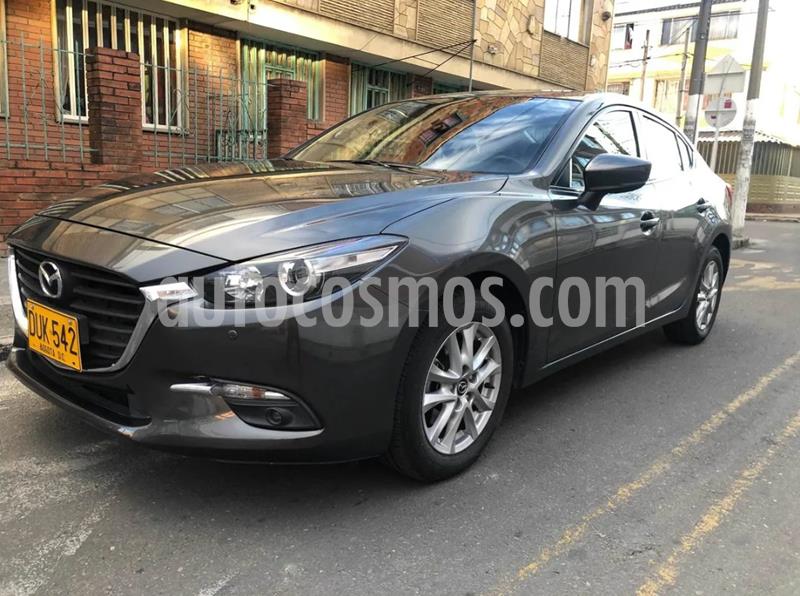foto Mazda 3 Sedán 2.0L Touring Aut usado (2018) color Gris precio $56.900.000
