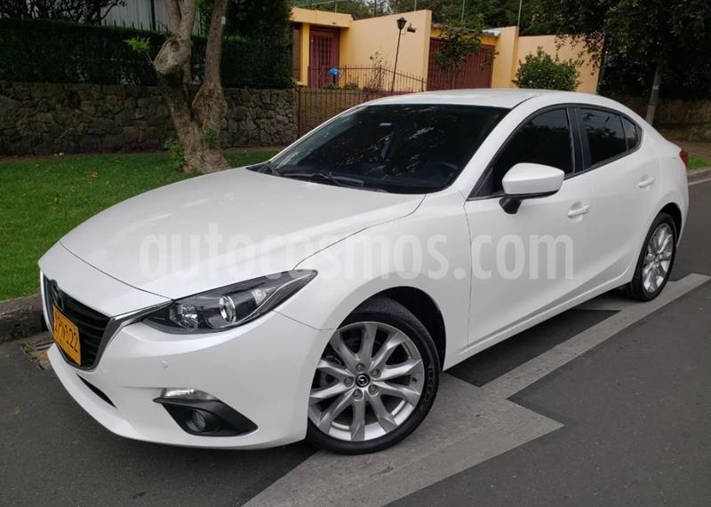 foto Mazda 3 Sedán 2.0L Touring usado (2016) color Blanco Nieve precio $48.900.000