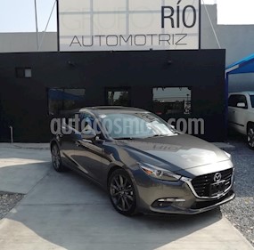 Foto venta Auto usado Mazda 3 Sedan i Grand Touring Aut (2018) color Gris Titanio precio $289,000