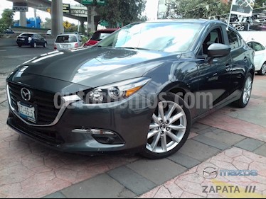 foto Mazda 3 Sedan I Sport Aut usado (2018) color Gris Titanio precio $295,000