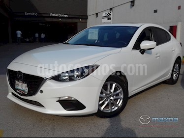 foto Mazda 3 Sedan i Touring usado (2016) color Blanco Perla precio $210,000