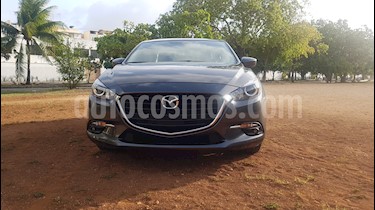 Mazda 3 Sedan i Touring usado (2017) color Gris Titanio precio $265,000