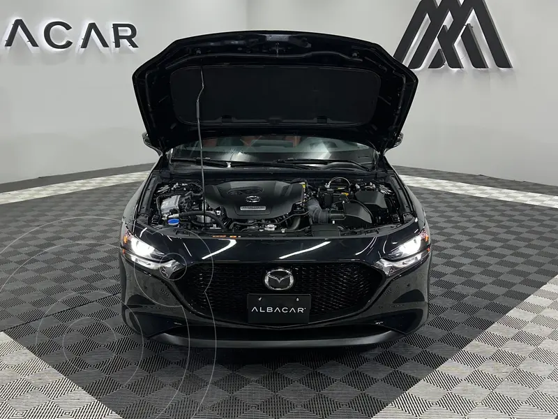 mazda 3-sedan