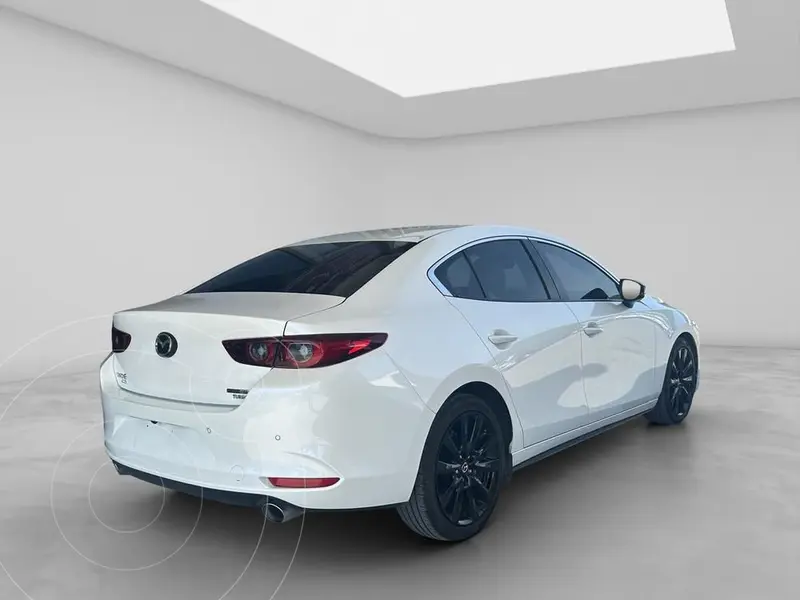 mazda 3-sedan