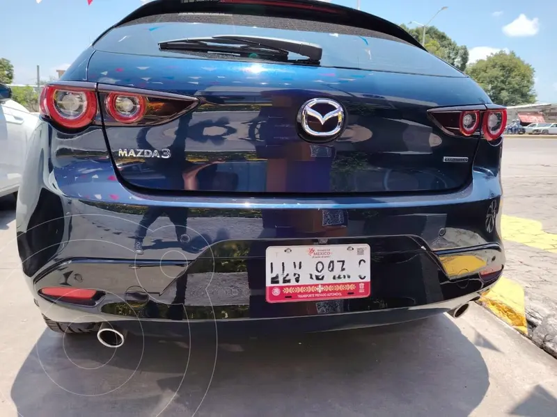 mazda 3-sedan