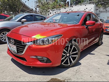 foto Mazda 3 Sedan I Sport Aut usado (2018) color Rojo precio $255,000