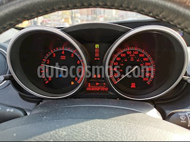 foto Mazda 3 Sedan I Sport Aut usado (2011) color Rojo precio $110,000