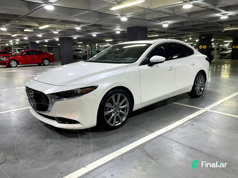 Foto Mazda 3 Sedan i Grand Touring Aut usado (2023) color Blanco precio $367,000