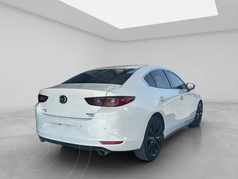 mazda 3-sedan