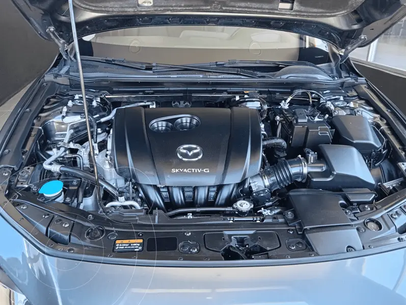 mazda 3-sedan