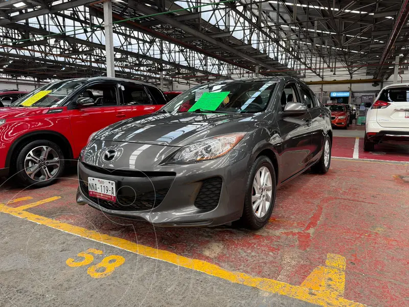 Foto Mazda 3 Sedan i Touring usado (2013) color Gris Delfin precio $144,500
