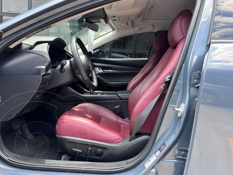mazda 3-sedan