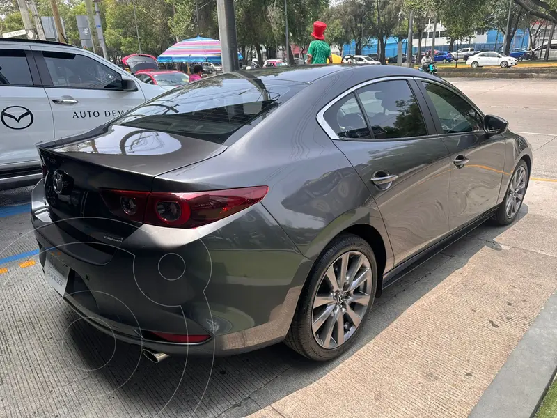 mazda 3-sedan