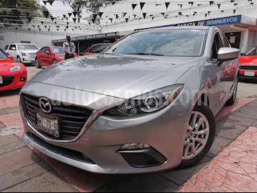 foto Mazda 3 Sedan i Touring Aut usado (2016) color Plata precio $200,000