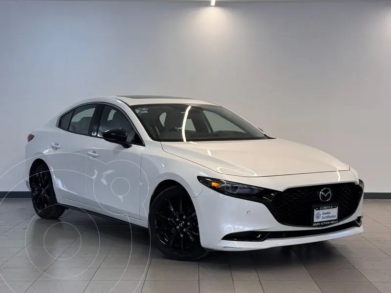 Foto Mazda 3 Sedan Signature usado (2025) color Blanco financiado en mensualidades(enganche $122,598 mensualidades desde $11,178)