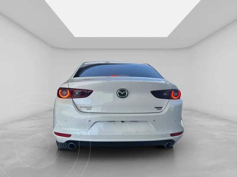 mazda 3-sedan