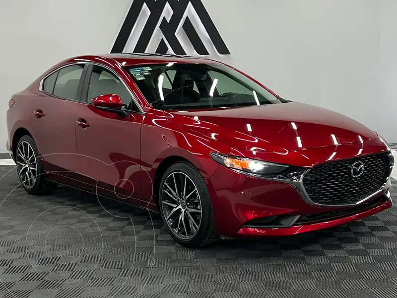 Foto Mazda 3 Sedan I Sport Aut usado (2021) color Rojo precio $279,999