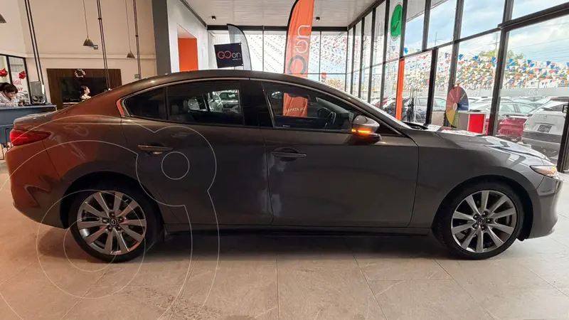 mazda 3-sedan