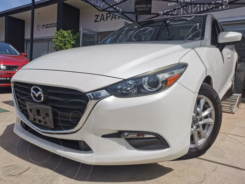 Foto Mazda 3 Sedan i Touring usado (2018) color Blanco precio $325,000