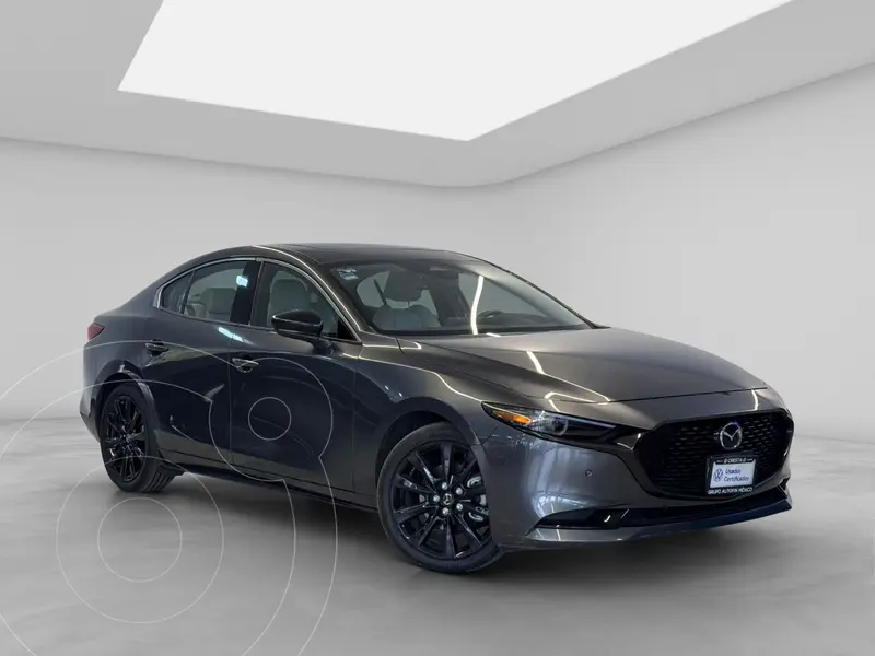 Foto Mazda 3 Sedan Signature usado (2025) color Gris financiado en mensualidades(enganche $122,598 mensualidades desde $11,178)