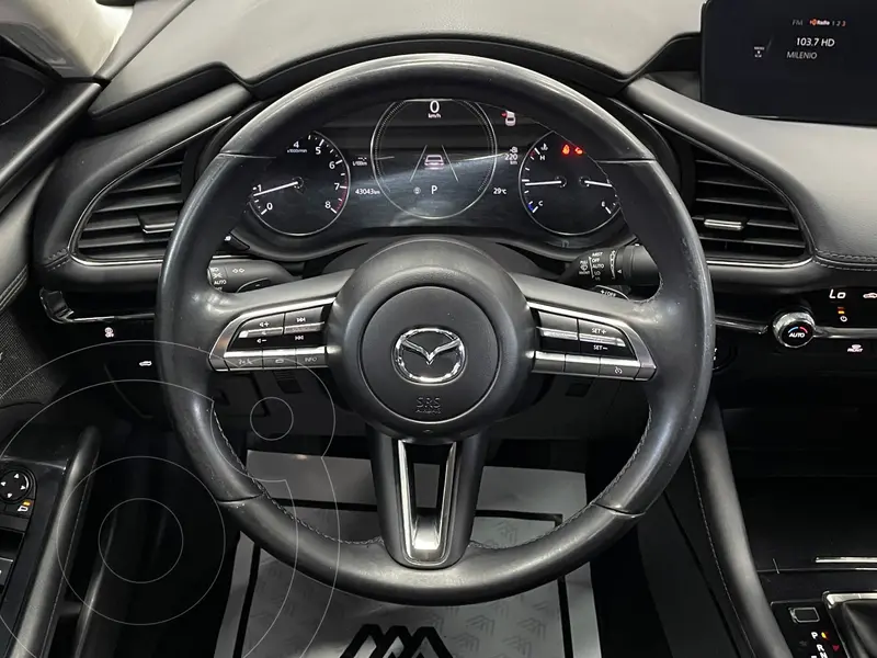 mazda 3-sedan