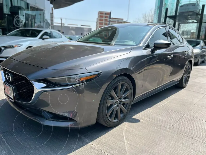 Foto Mazda 3 Sedan i Grand Touring Aut usado (2021) color Gris precio $349,000