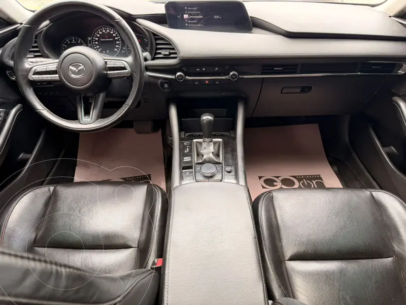 mazda 3-sedan
