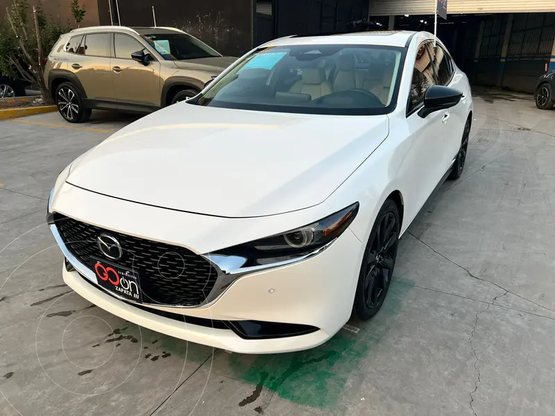 Foto Mazda 3 Sedan Signature usado (2024) color Blanco precio $435,000