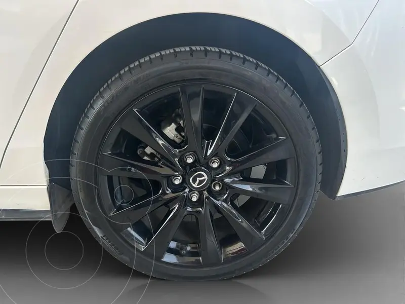 mazda 3-sedan