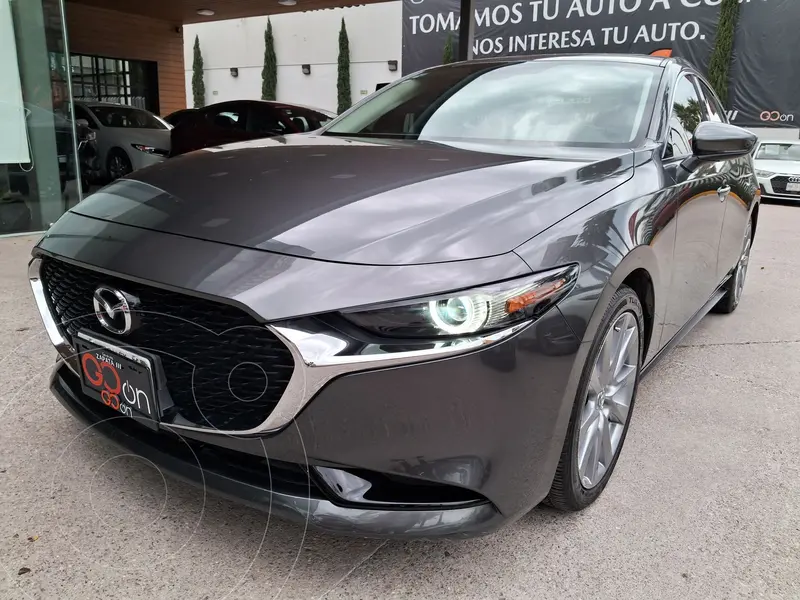 Foto Mazda 3 Sedan i Grand Touring Aut usado (2023) color Gris financiado en mensualidades(enganche $103,550 mensualidades desde $7,918)