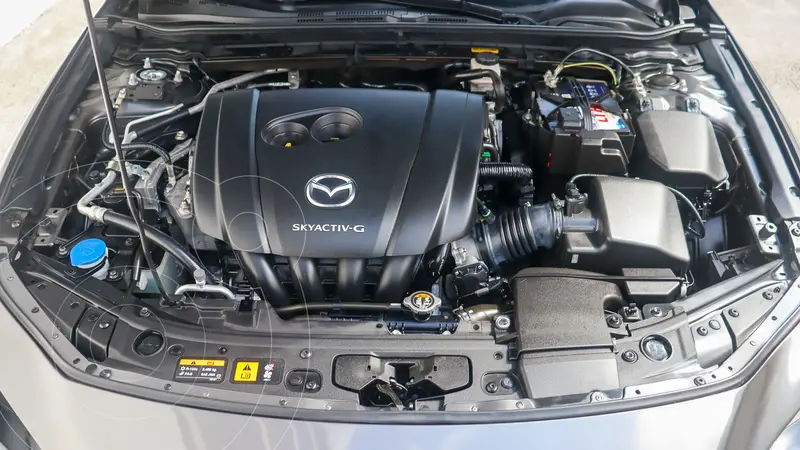 mazda 3-sedan