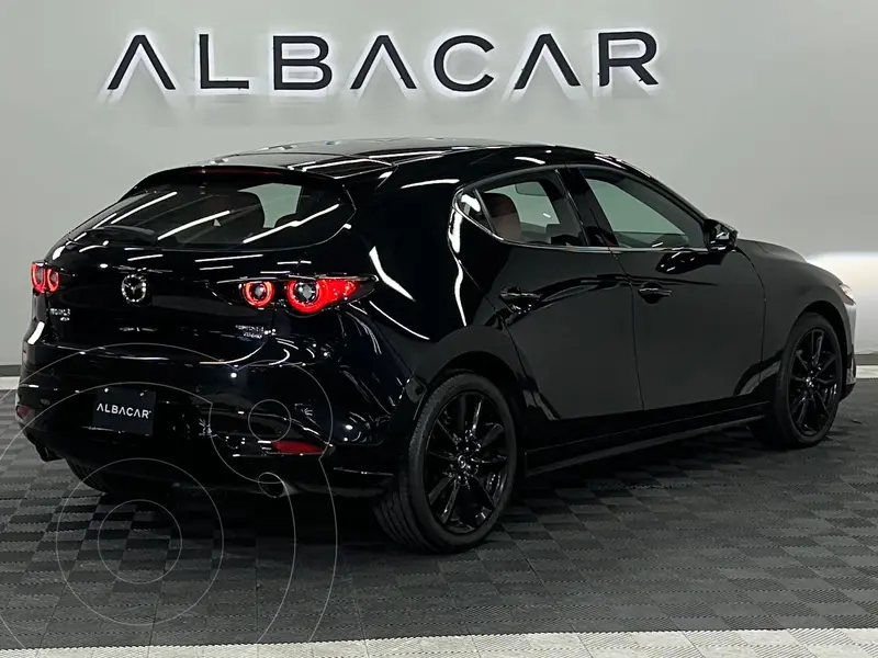 mazda 3-sedan