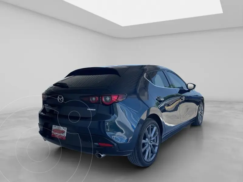 mazda 3-sedan