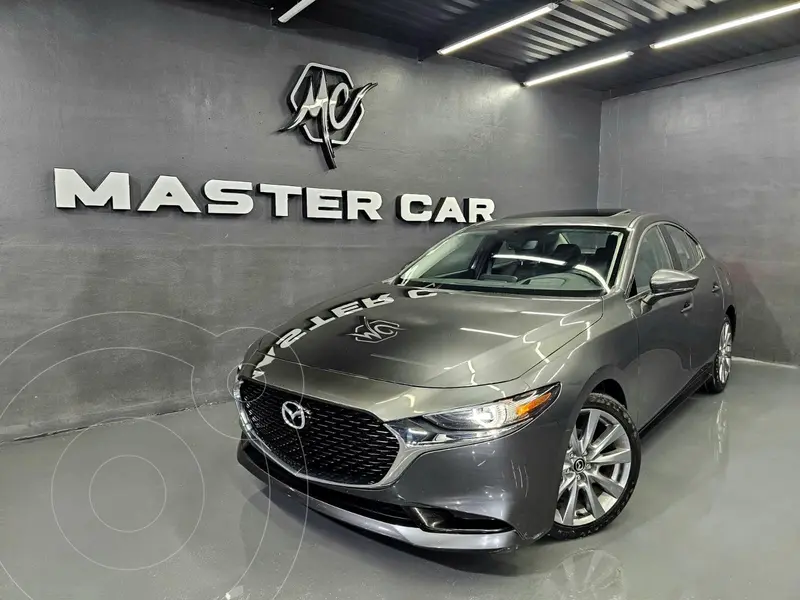 Foto Mazda 3 Sedan i Grand Touring Aut usado (2023) color Gris Oscuro precio $385,000