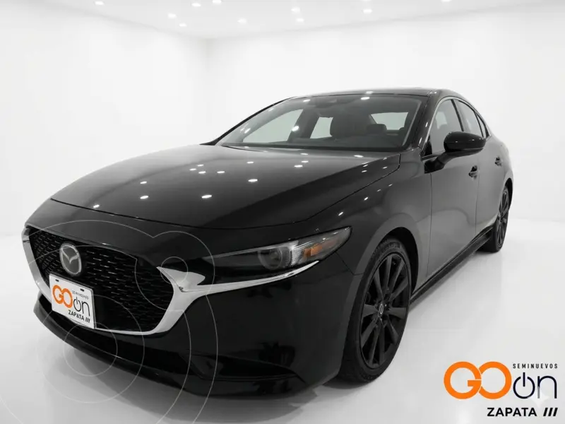 Foto Mazda 3 Sedan Carbon Edition usado (2023) color MAZWNEGRO CELESTE precio $420,000