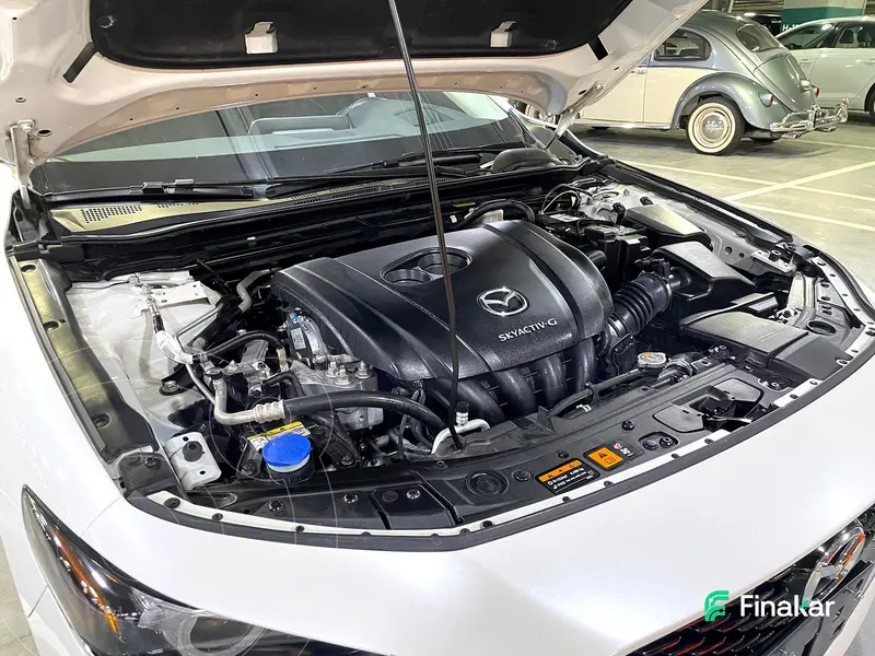 mazda 3-sedan