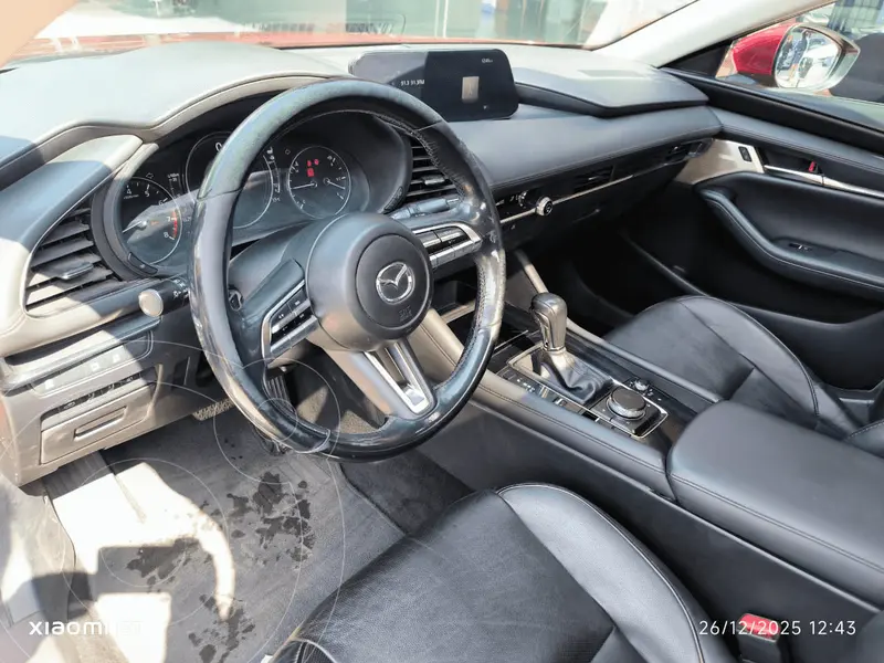 mazda 3-sedan