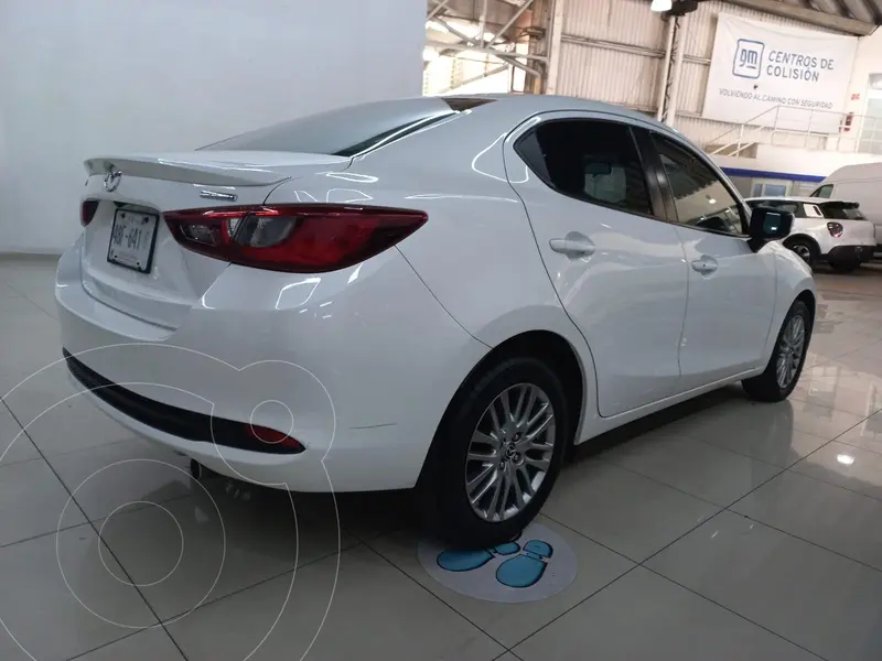 mazda 3-sedan