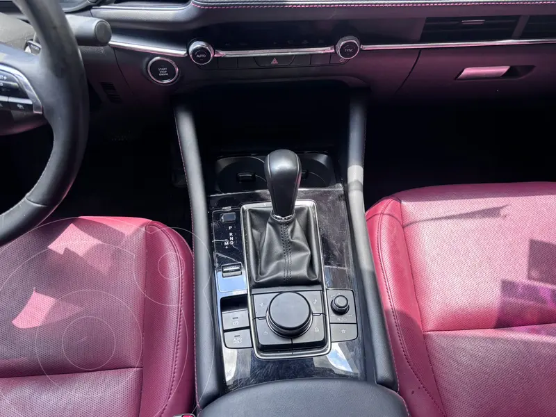 mazda 3-sedan
