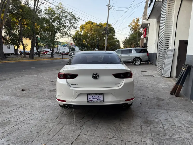 mazda 3-sedan