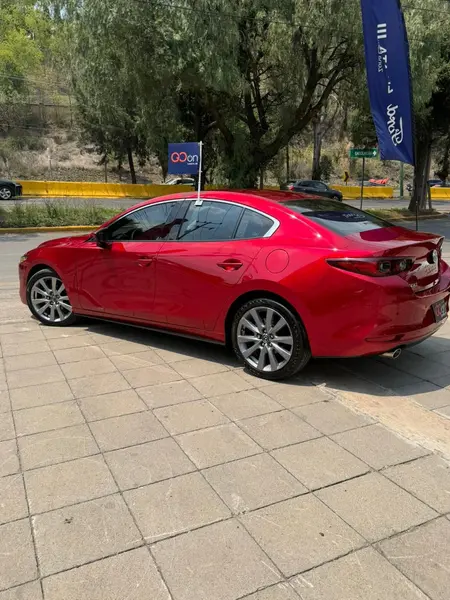 mazda 3-sedan
