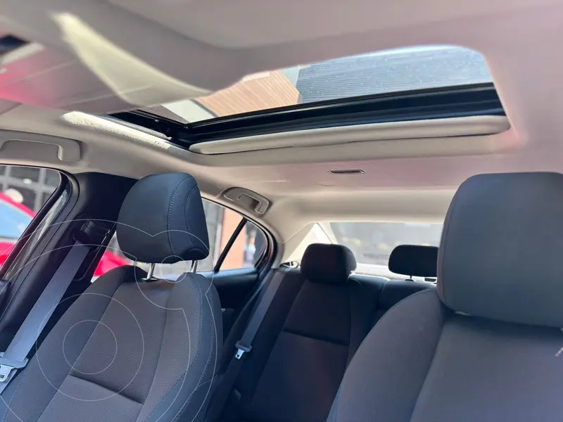 mazda 3-sedan