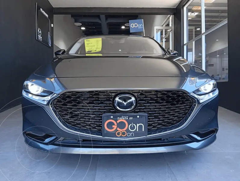 mazda 3-sedan