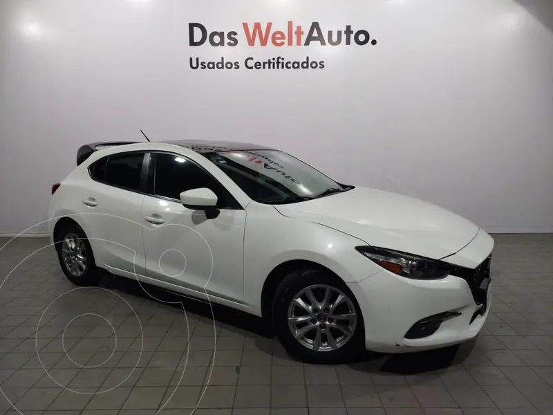 Foto Mazda 3 Sedan i Touring usado (2018) color Blanco precio $289,000