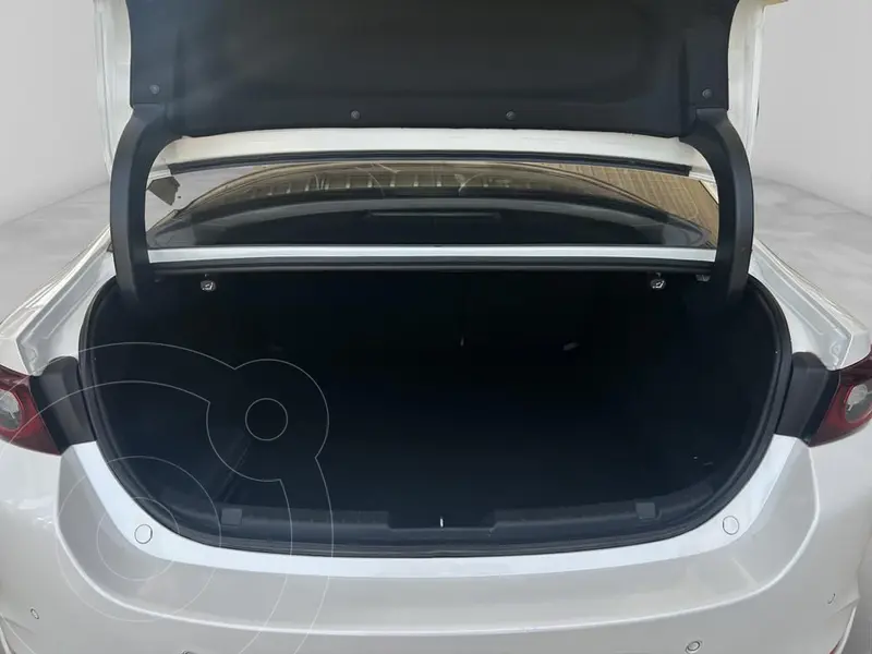 mazda 3-sedan
