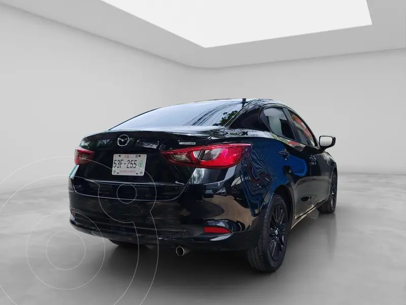 mazda 3-sedan