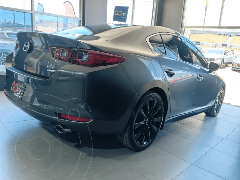 mazda 3-sedan