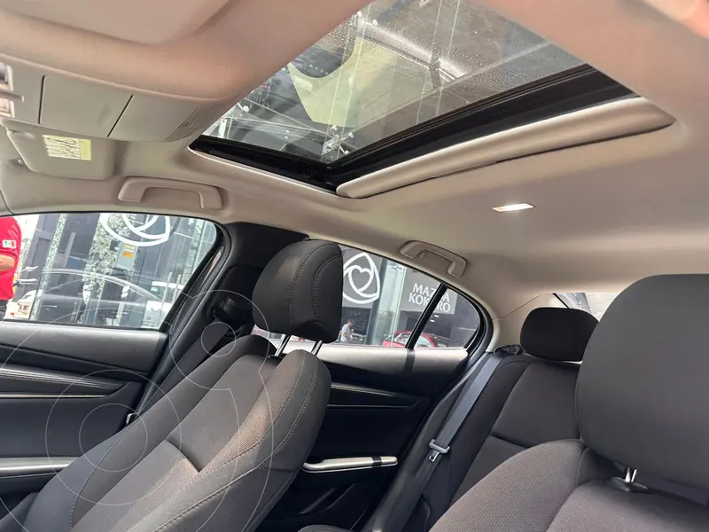 mazda 3-sedan