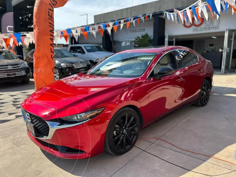 Foto Mazda 3 Sedan Signature usado (2023) color Rojo financiado en mensualidades(enganche $114,450 mensualidades desde $8,752)