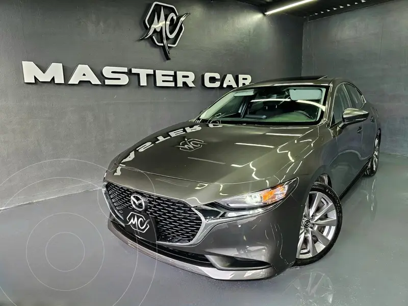 Foto Mazda 3 Sedan I Sport Aut usado (2021) color Gris Oscuro precio $278,000